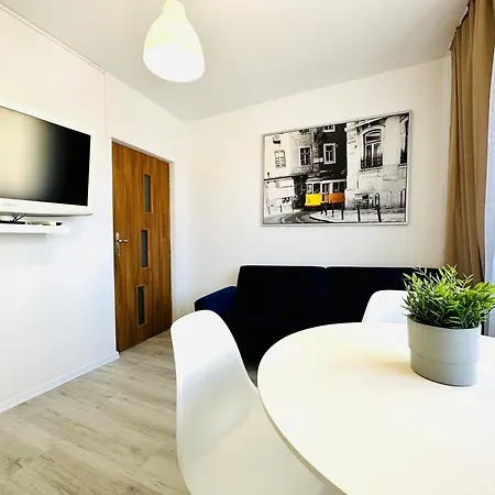 Mieszkanie Przy Wyspianskiego Apartman *